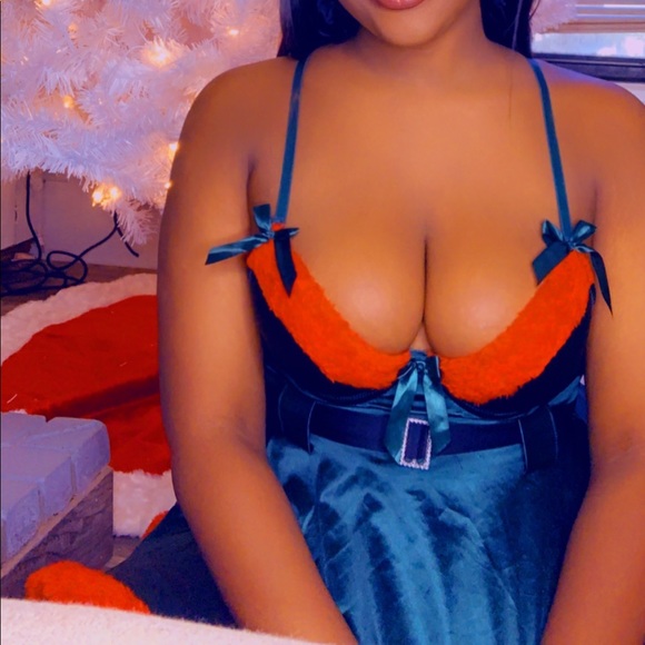 Cute Christmas Lingerie - Picture 7 of 10